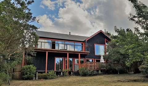 Property building, Garden