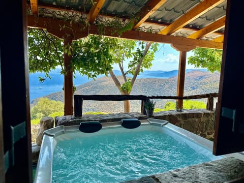 Natural landscape, Hot Tub, Mountain view