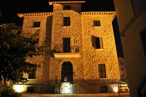 Facade/entrance, Other, Decorative detail