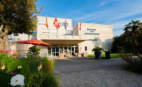 Property building, Facade/entrance