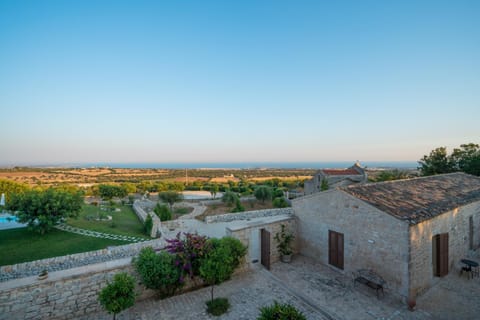 Patio, Neighbourhood, Natural landscape, Bird's eye view, Autumn, On site, Landmark view, Sea view, Swimming pool, Family, Inner courtyard view