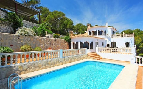 Property building, BBQ facilities, Garden, Swimming pool