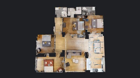 Bird's eye view, Floor plan