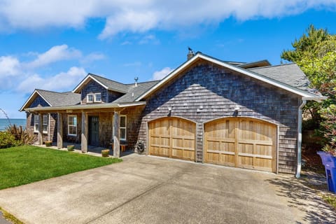 Lincoln Beach Dream House in Lincoln Beach