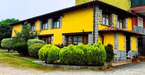 Property building, Spring, Garden view