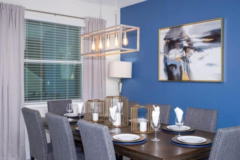 Gorgeous 5 Bd Single Family Close to Disney @ Storey Lake Resort 2734 House in Kissimmee