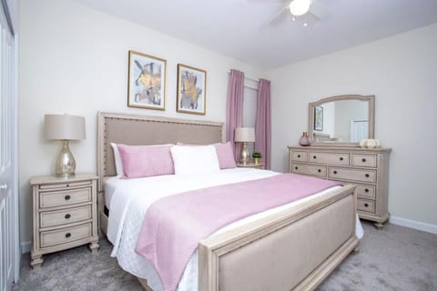 Gorgeous 5 Bd Single Family Close to Disney @ Storey Lake Resort 2734 House in Kissimmee