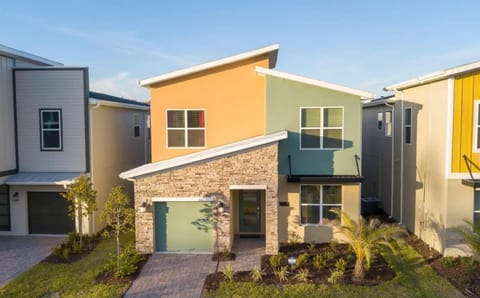 Gorgeous 5 Bd Single Family Close to Disney @ Storey Lake Resort 2734 House in Kissimmee