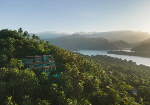 Day, Natural landscape, Bird's eye view, Lake view, Mountain view, River view, Sunrise