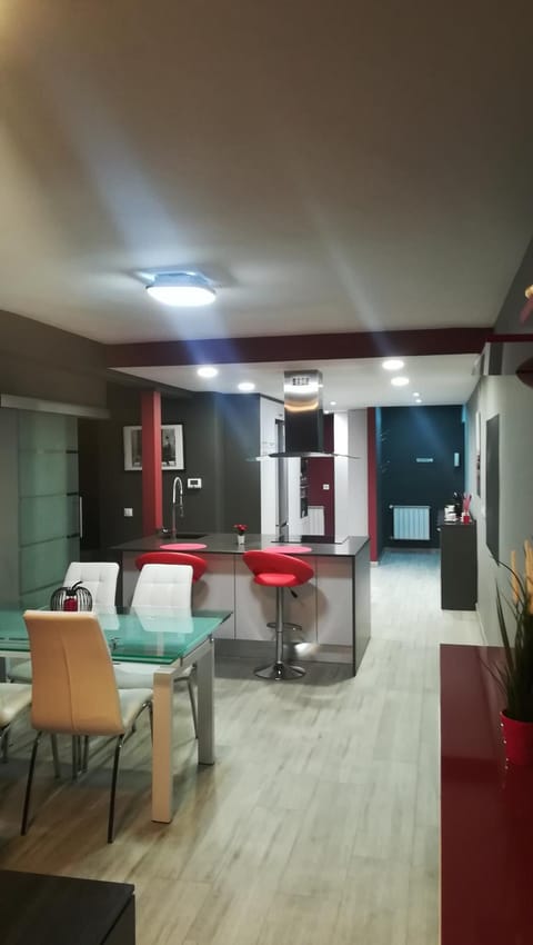 Lounge or bar, Dining area