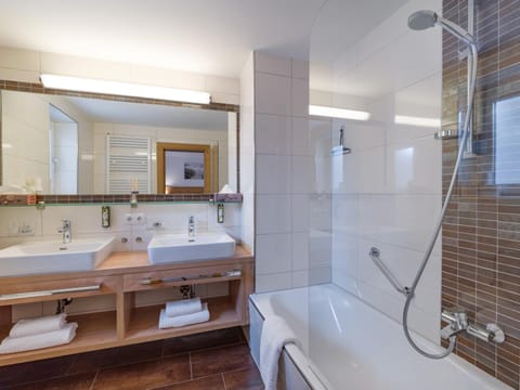 Toilet, Bathroom, Bath