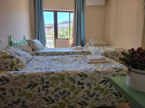 Photo of the whole room, Bedroom, air conditioner