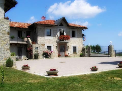 Agriturismo La Cascina Farm Stay in Liguria