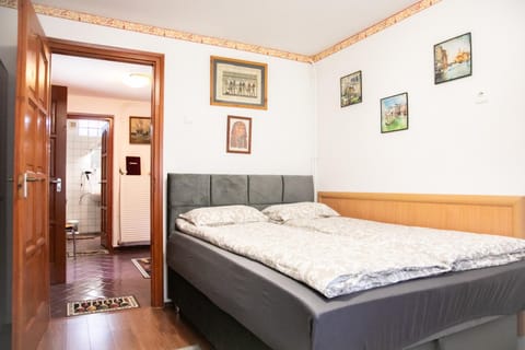 Bed, TV and multimedia