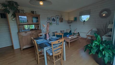 CHALET DE L'EPINETTE Chalet in Brittany