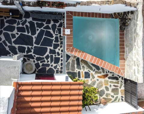 Balcony/Terrace, Pool view, Swimming pool