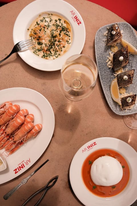 Food and drinks, Food, Lunch, Drinks