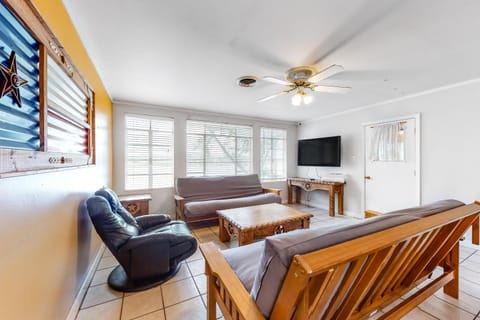 Green Harbor Lake House House in Kingsland