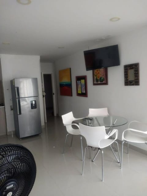 Kitchen or kitchenette, Living room, Lounge or bar, Dining area
