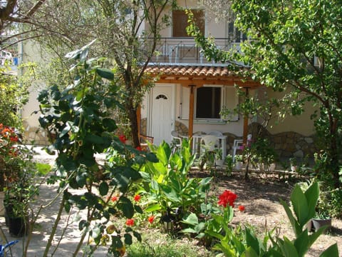 Facade/entrance, Day, Summer, Fishing, Garden, Hiking, Cycling, On site, Garden view, Mountain view, Street view