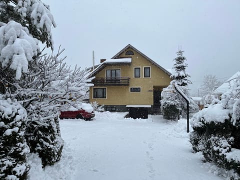 Property building, Winter