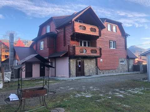 Property building, Day