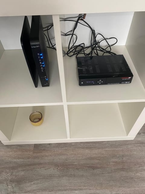 Magnifique Appart pour 4 personnes complètement reno Apartment in Charleroi