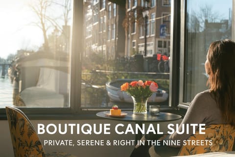 Day, People, Property logo or sign, Street view, group of guests, Certificate/Award