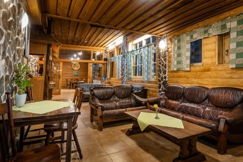 Lounge or bar, Seating area