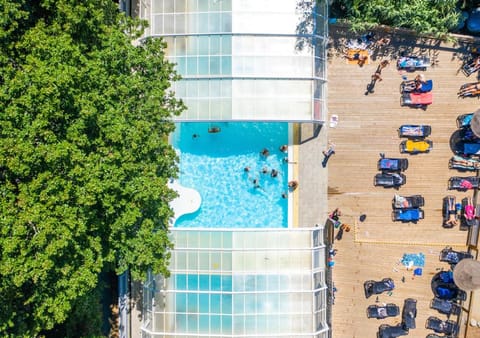 Aqua park, Swimming pool