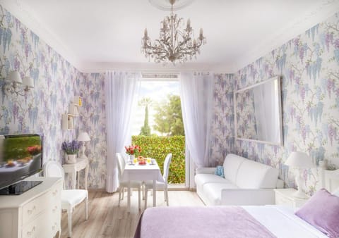 Croisette Palais Miramar Cannes Imperial Apartment in Cannes