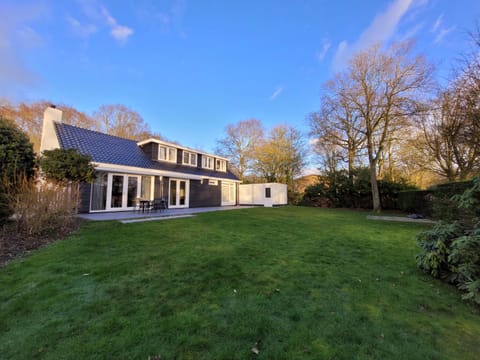 De Egel House in Oostkapelle