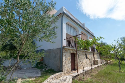 House Ribnica by Istra Vacation House in Šibenik-Knin County, Croatia
