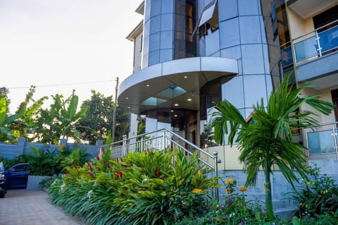 Property building, Garden view