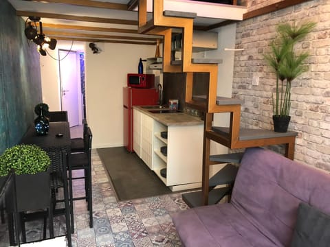 Kitchen or kitchenette, Living room, Seating area