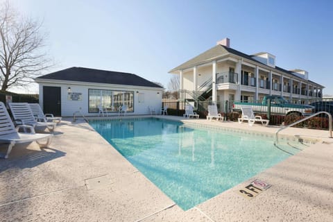 On site, Pool view, Swimming pool