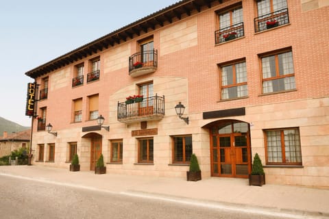 Facade/entrance, Property logo or sign