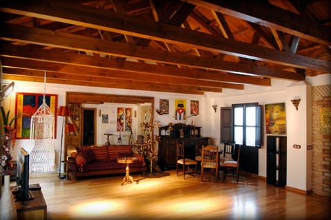Decorative detail, Seating area