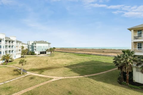 Sandpiper Point Apartment in Galveston Island