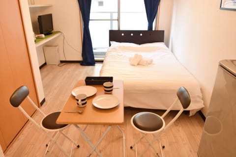 Bed, Living room, Photo of the whole room, Dining area, Bedroom