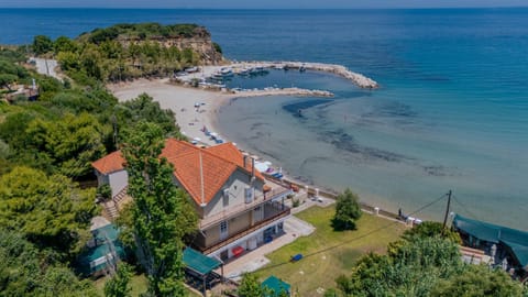 Property building, Nearby landmark, Day, Natural landscape, Bird's eye view, Beach, Sea view