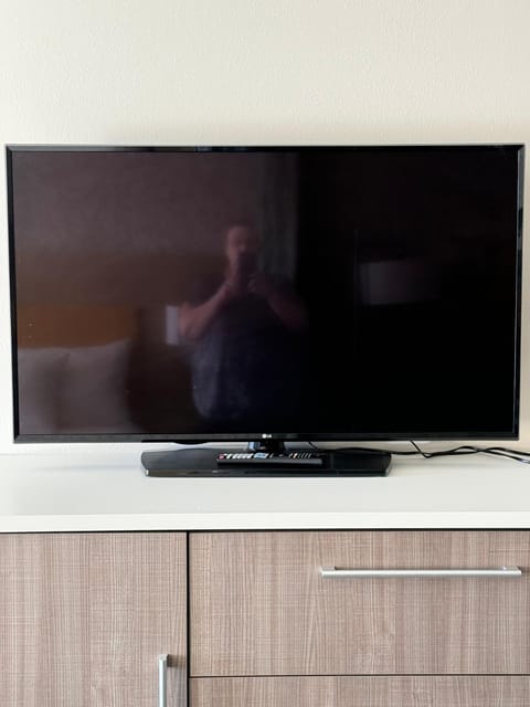 TV and multimedia, Seating area