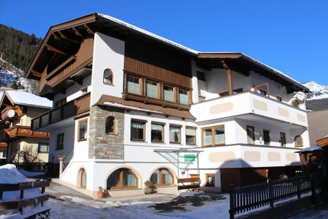 Property building, Winter