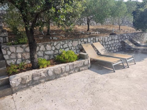 Apartmani Dubravko Apartment in Dubrovnik-Neretva County