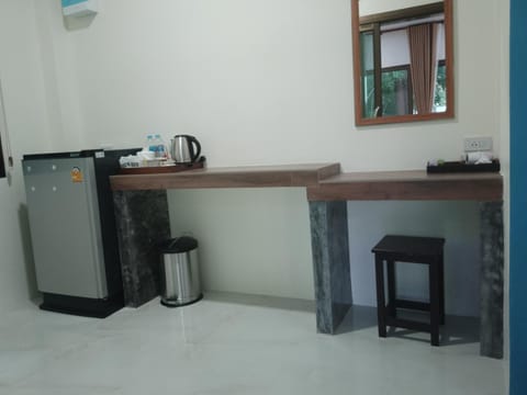 The Sun Long Beach Resort Bed and Breakfast in Sala Dan