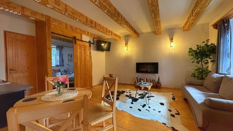 Bed, Living room, Dining area, flat iron