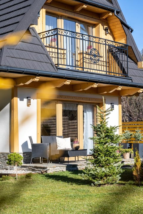 Day, Garden, Balcony/Terrace, Balcony/Terrace, Garden view