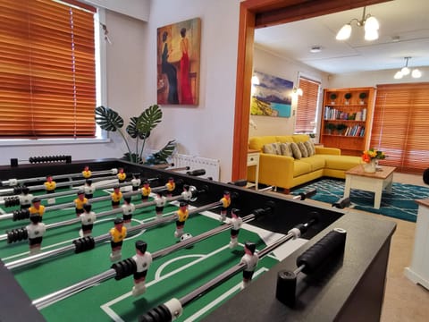 Billiard, Living room