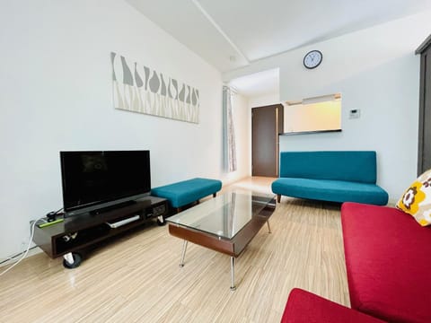 Communal lounge/ TV room, TV and multimedia, Living room