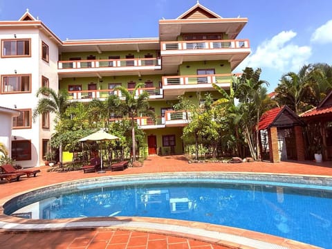 Property building, Swimming pool